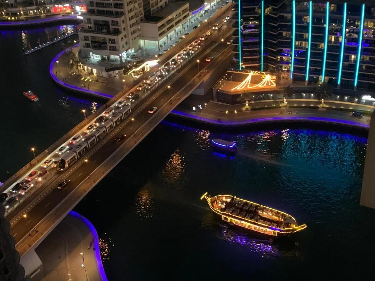 5 Star Beach Access Serviced Apartment: Dubai Marina Heart 0*,  United Arab Emirates